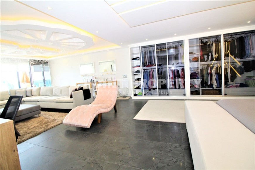 Потрясающий дуплекс 300 м², на первой береговой линии в Кестеле-id-8501-фото-8