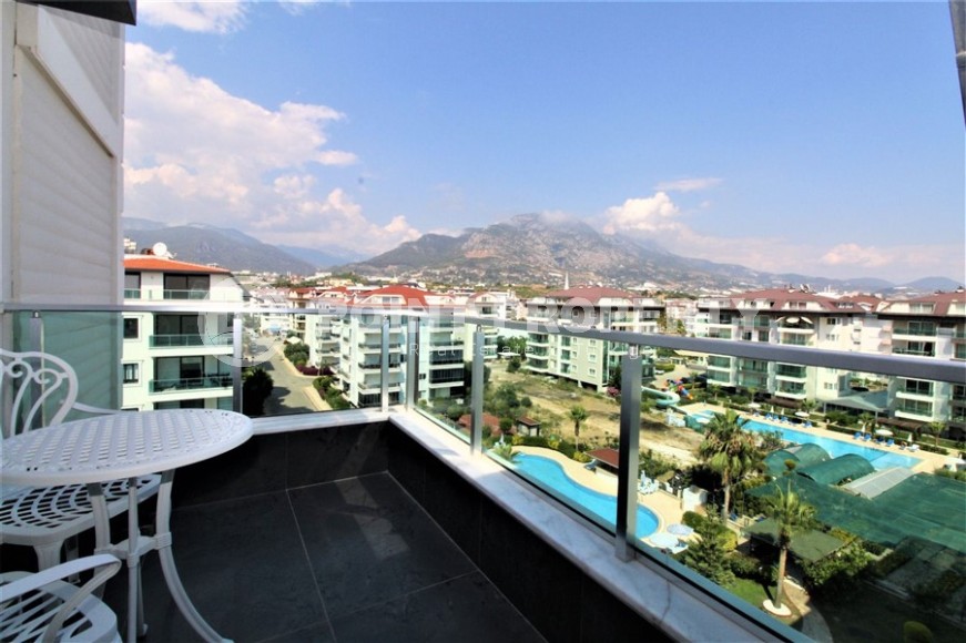 Потрясающий дуплекс 300 м², на первой береговой линии в Кестеле-id-8501-фото-19