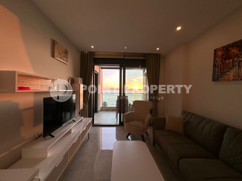 Видовая квартира 60 м² на первой береговой линии в Махмутларе-id-8519-фото-2