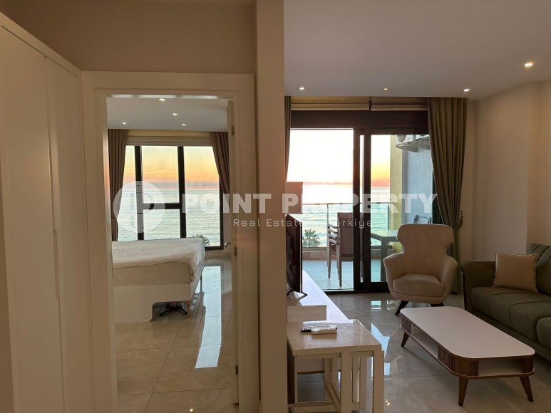 Видовая квартира 60 м² на первой береговой линии в Махмутларе-id-8519-фото-7