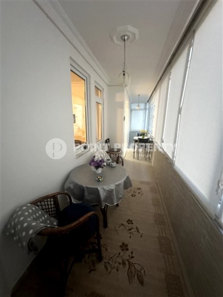 Меблированная квартира 150 м² в центре Аланьи с отдельной кухней,  ВНЖ-id-8570-фото-5