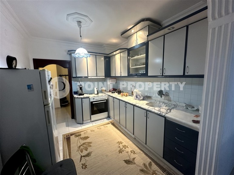 Меблированная квартира 150 м² в центре Аланьи с отдельной кухней,  ВНЖ-id-8570-фото-6