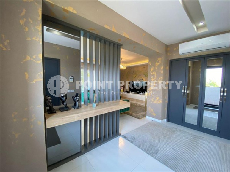 Стильный садовый дуплекс 3+1, 240м², в элитном комплексе района Каргыджак, Алания-id-1670-фото-2