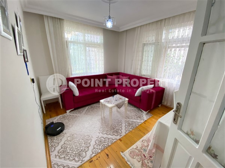 Меблированная квартира двумя спальнями, 95м², в доме городского типа в центре Алании-id-1671-фото-13