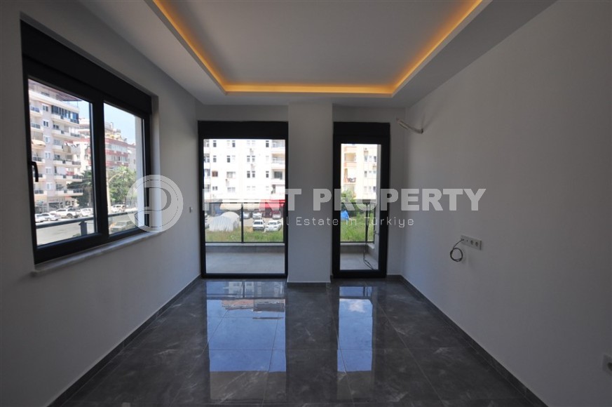 Investment project in Alanya in the popular Mahmutlar area. Two-room apartments with layout 1+1, 54-59 m2, duplexes 2+1, 3+1, 105-145 m2 400 m from the sea.-id-1249-photo-2