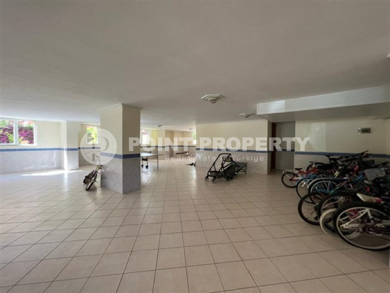 Large two bedroom apartment, 125m², in a cozy complex with a swimming pool, by the sea in Mahmutlar, Alanya-id-1675-photo-7