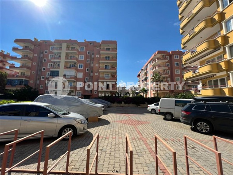Large two bedroom apartment, 125m², in a cozy complex with a swimming pool, by the sea in Mahmutlar, Alanya-id-1675-photo-8