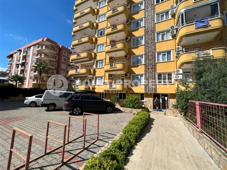 Large two bedroom apartment, 125m², in a cozy complex with a swimming pool, by the sea in Mahmutlar, Alanya-id-1675-photo-9