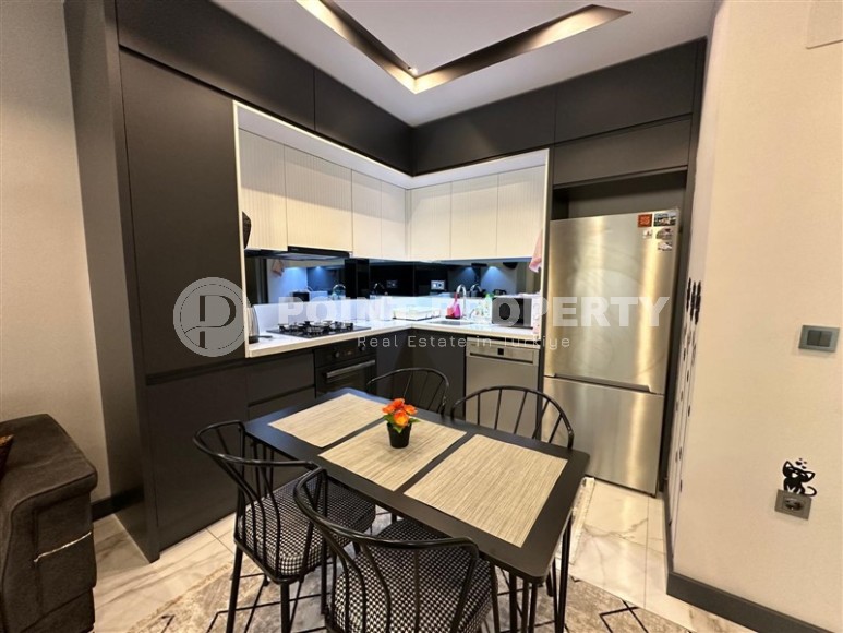 Furnished apartment 55 m² in a popular complex in Mahmutlar-id-8657-photo-4