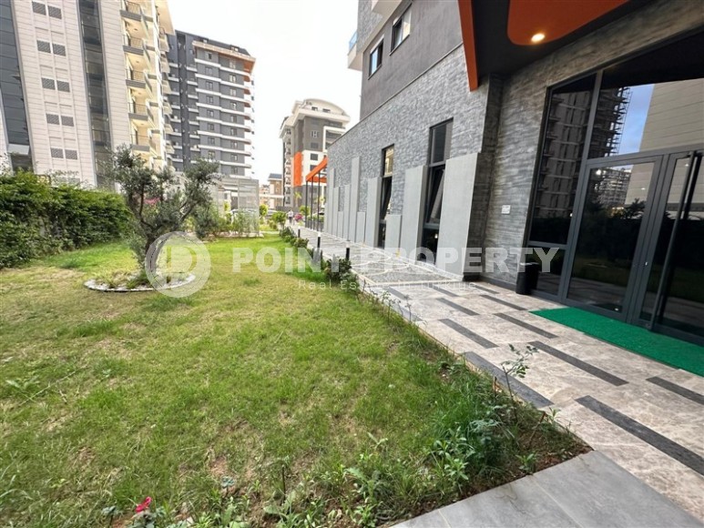 Furnished apartment 55 m² in a popular complex in Mahmutlar-id-8657-photo-15