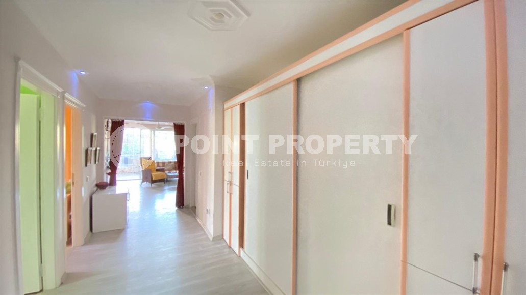 Недорогая квартира с мебелью и техникой 115 кв.м.-id-8672-фото-12