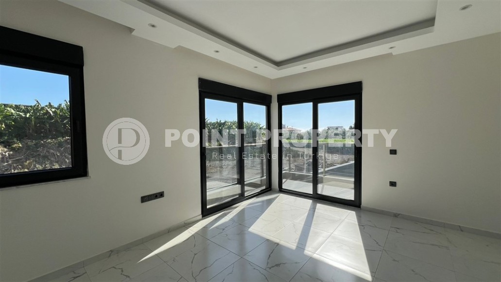 Квартира в новом доме в 950 метрах от побережья-id-8688-фото-2