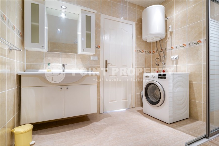 Двухуровневая квартира с красивым видом на море и горы в районе Каргыджак-id-8694-фото-13