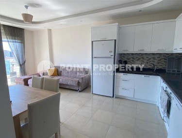 Добротная квартира на высоком этаже в комплексе с бассейном-id-8695-фото-3