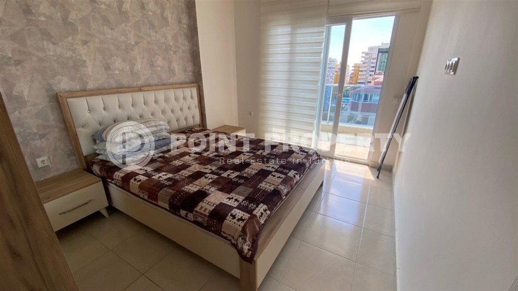 Добротная квартира на высоком этаже в комплексе с бассейном-id-8695-фото-6