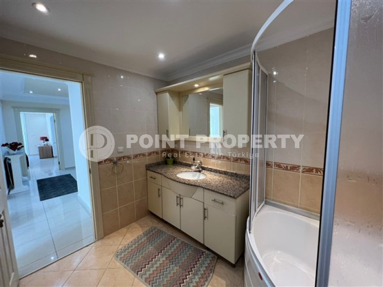 Large three-room apartment, 135m², near the Tuesday market in Mahmutlar, Alanya, 250m from the sea-id-1680-photo-25