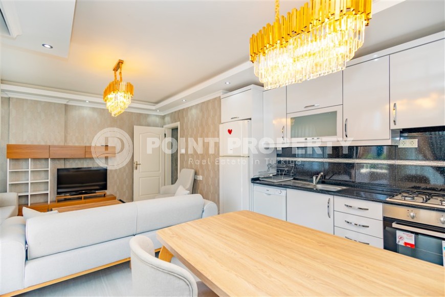 Меблированная квартира 100 м²  на первой береговой линии в Кестеле с панорамным видом на море-id-8703-фото-4