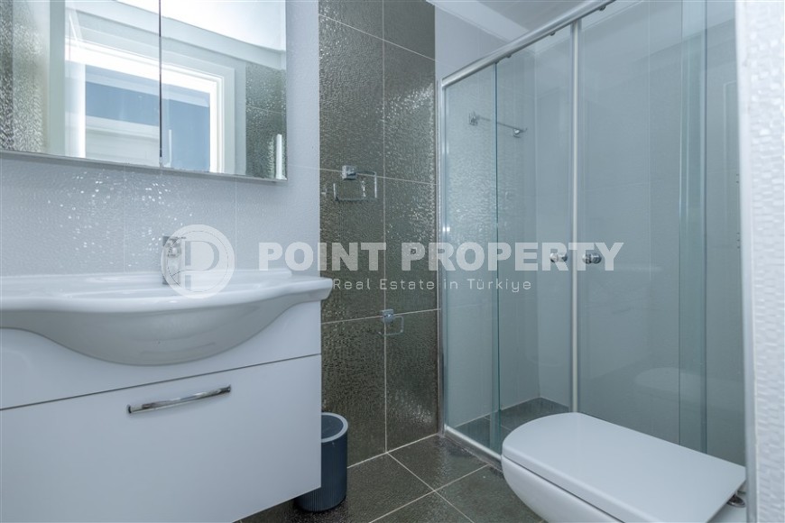 Furnished apartment 110 m² on the beach with panoramic sea view in Kargicak-id-8705-photo-6
