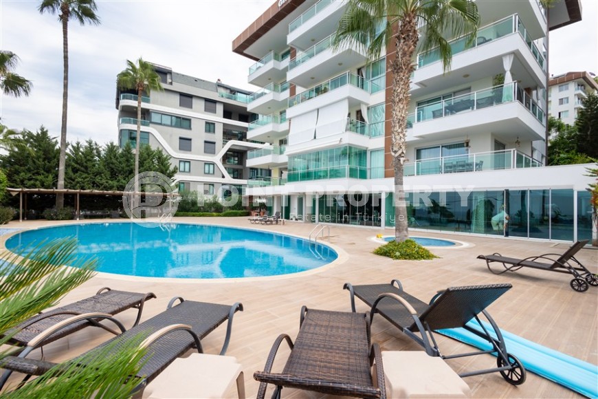 Furnished apartment 110 m² on the beach with panoramic sea view in Kargicak-id-8705-photo-13