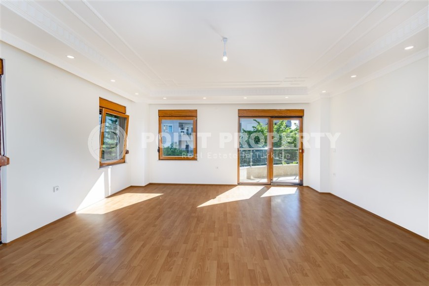 Просторная квартира 220 м² в центре Аланьи, рядом с пляжем Клеопатры-id-8706-фото-3