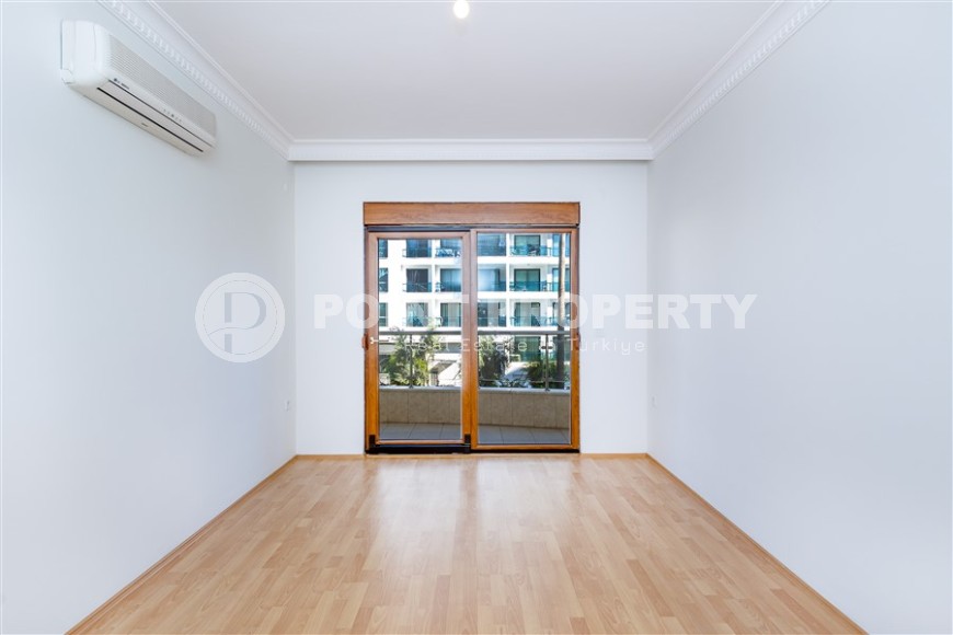 Просторная квартира 220 м² в центре Аланьи, рядом с пляжем Клеопатры-id-8706-фото-7