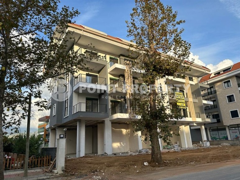 Highly liquid project in the prestigious Oba area in Alanya, 800 meters from the sea. Spacious, two-level apartments, 2+1 apartments. There are a few apartments left.-id-1136-photo-2