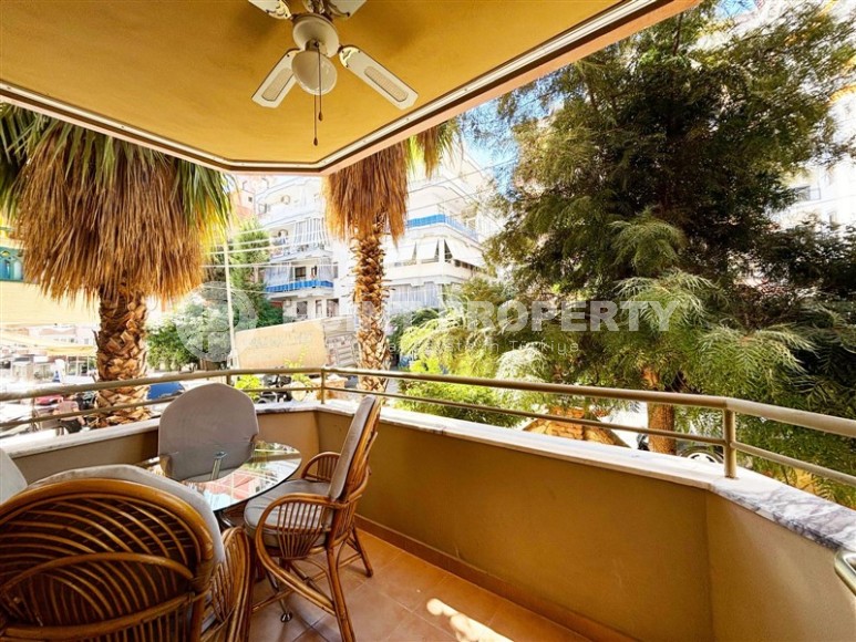 Добротная квартира в центре Алании с возможностью получения ВНЖ-id-8708-фото-11