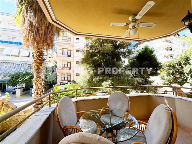 Добротная квартира в центре Алании с возможностью получения ВНЖ-id-8708-фото-12