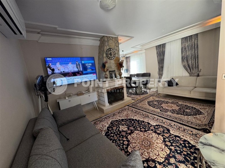 Великолепная трёхэтажная вилла 300 м² с бассейном и садом, Верхняя Оба-id-8726-фото-2