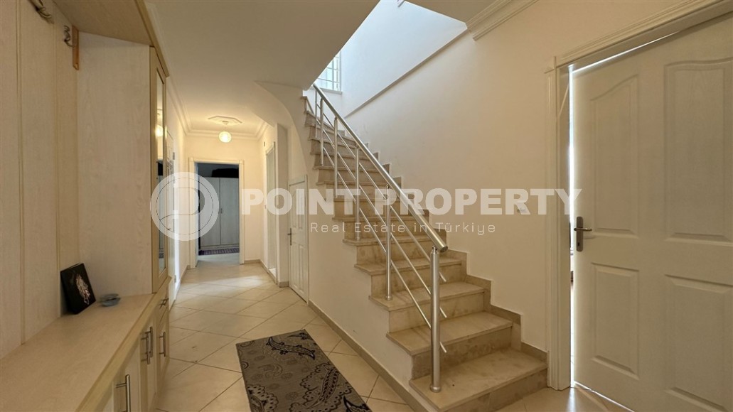 Меблированный дуплекс, 200 м² с террасой и джакузи в районе Обагёль-id-8744-фото-5