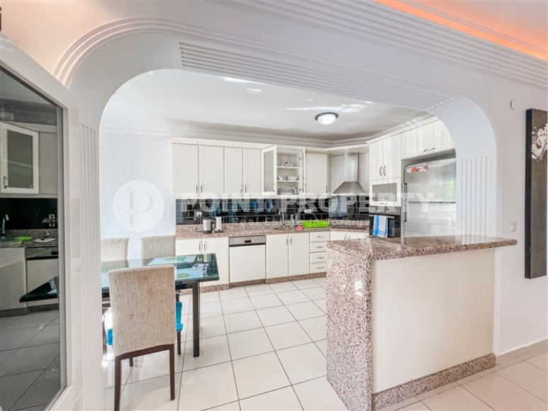 Меблированная квартира 150 м² в Махмутларе-id-8750-фото-3