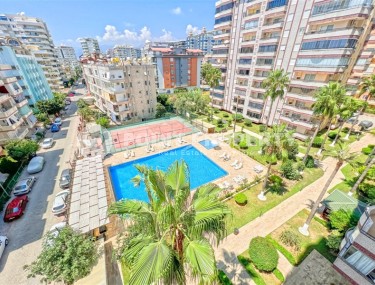 Bright apartment 125 m² in Mahmutlar-id-8751-photo-1