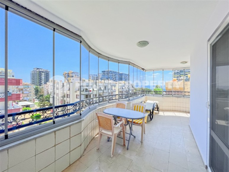 Светлая квартира 125 м² в Махмутларе-id-8751-фото-12
