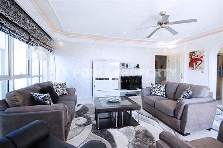 Просторная квартира 175 м² в районе Махмутлар-id-8756-фото-3