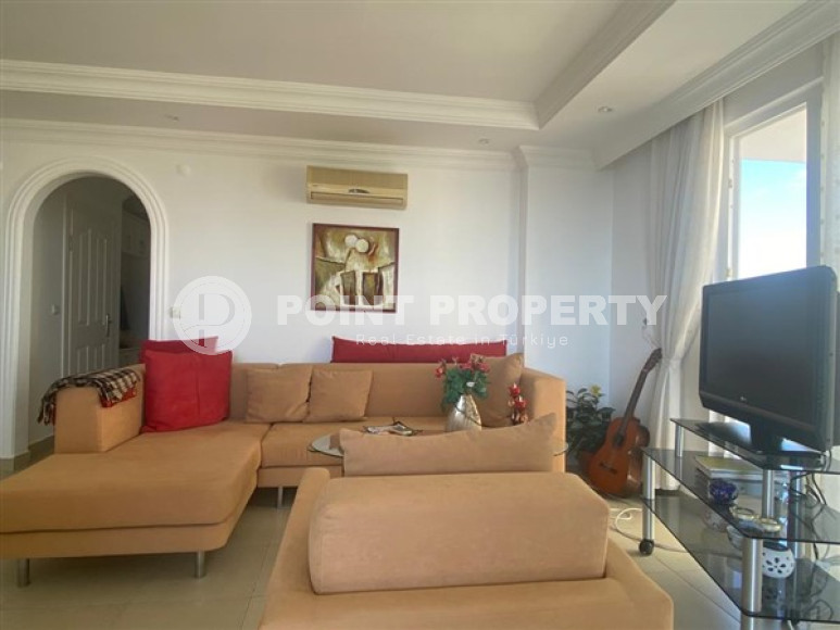 Two bedroom apartment, 120m² with sunset view, on the main street of Mahmutlar, Alanya-id-1684-photo-5