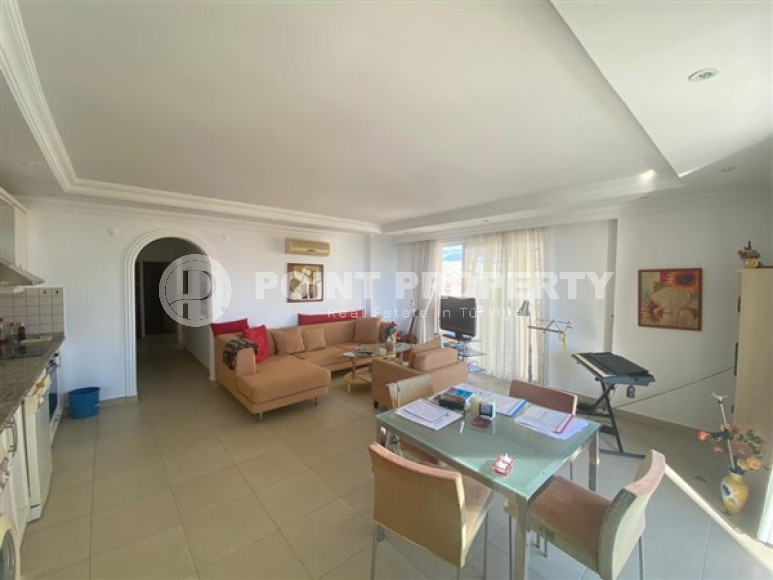 Two bedroom apartment, 120m² with sunset view, on the main street of Mahmutlar, Alanya-id-1684-photo-6