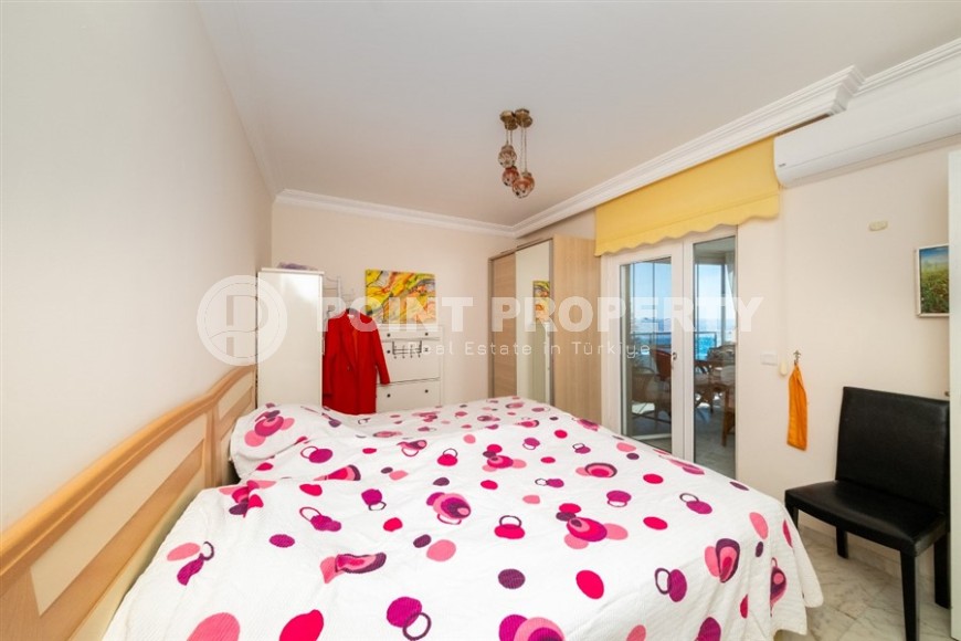 Apartment 120 m² in a prestigious complex on the first coastline in Mahmutlar-id-8764-photo-7