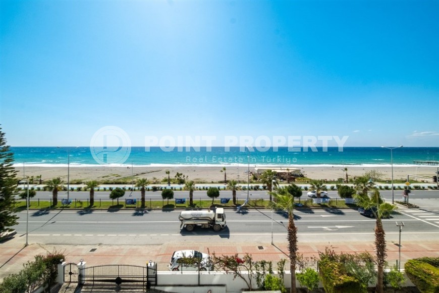 Apartment 120 m² in a prestigious complex on the first coastline in Mahmutlar-id-8764-photo-12