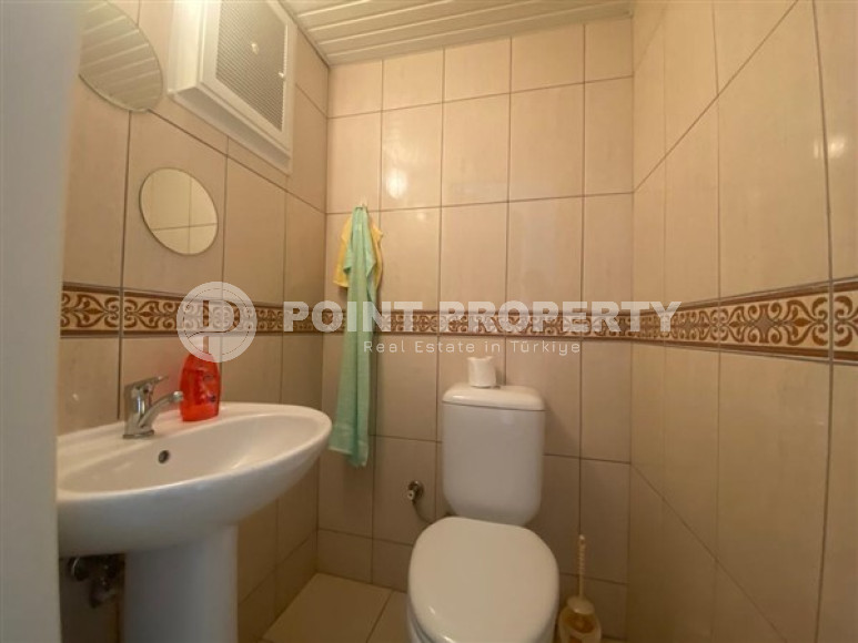 Two bedroom apartment, 120m² with sunset view, on the main street of Mahmutlar, Alanya-id-1684-photo-15