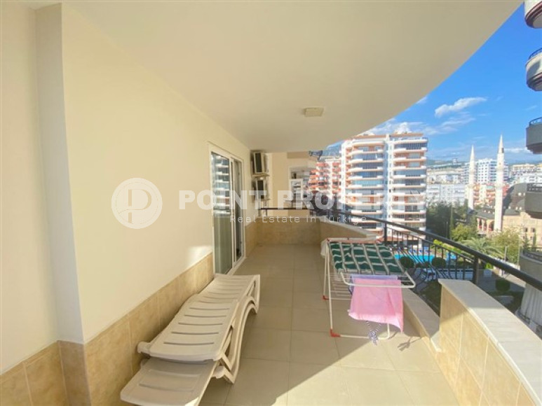 Two bedroom apartment, 120m² with sunset view, on the main street of Mahmutlar, Alanya-id-1684-photo-16