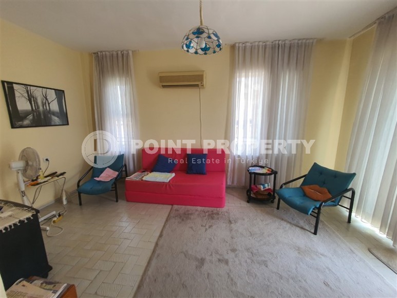 Уютная квартира 80 м² с отдельной кухней в центре Аланьи-id-8770-фото-3