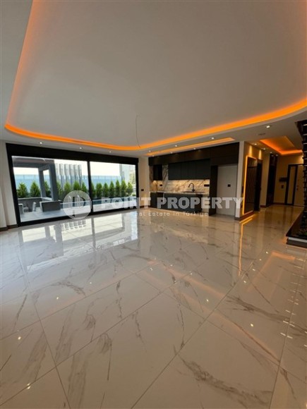 Трехэтажная вилла 460м2, с личным бассейном в Каргыджаке, 1300м до Средиземного моря-id-2384-фото-48