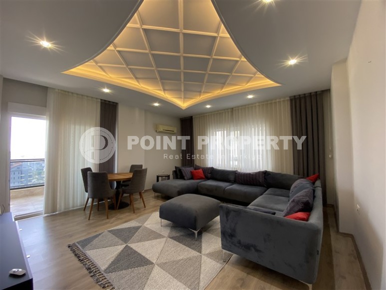 Современная квартира большой площади  с видом на море-id-8779-фото-2