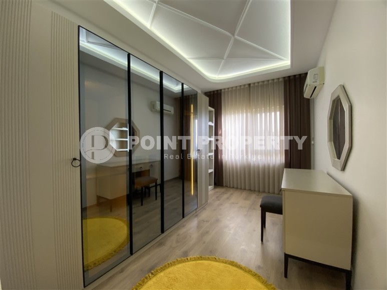 Современная квартира большой площади  с видом на море-id-8779-фото-5