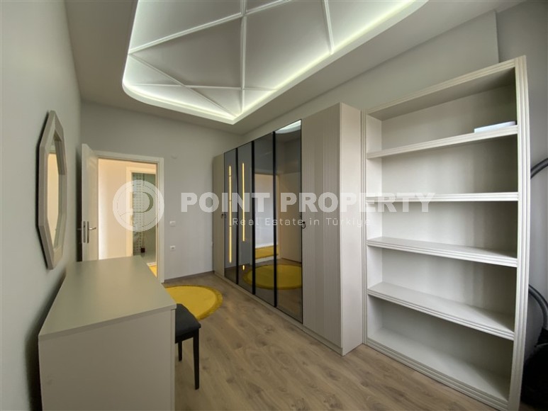 Современная квартира большой площади  с видом на море-id-8779-фото-7