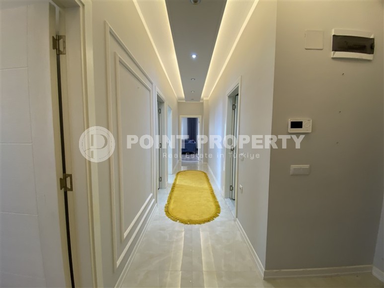 Современная квартира большой площади  с видом на море-id-8779-фото-8