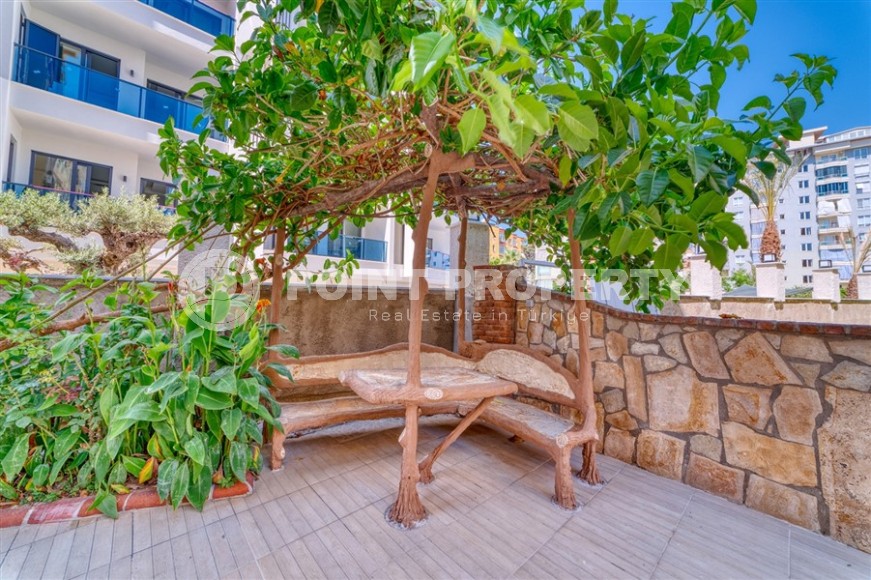 Просторная квартира 100 м² в районе Гюллерпынары в центре Аланьи-id-8783-фото-11