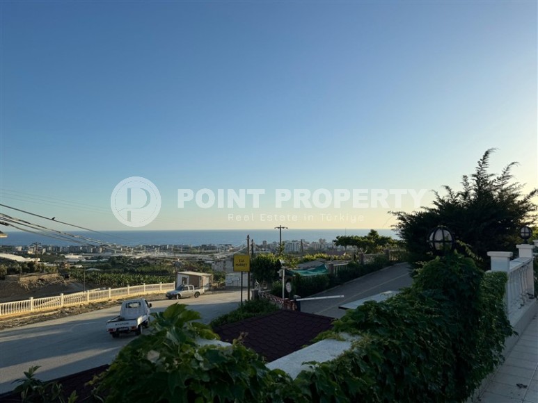 Luxury villa with pool and garden in Kargicak-id-8787-photo-14