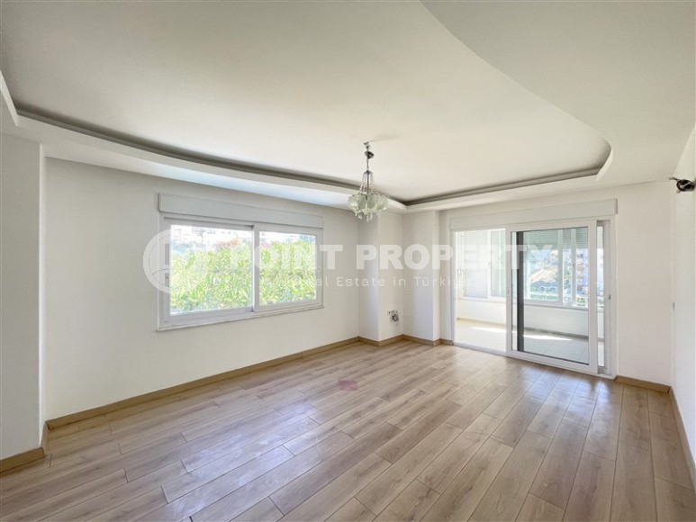 Spacious 2+1 apartment in Mahmutlar-id-8797-photo-3