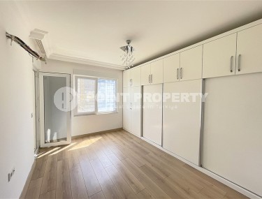 Spacious 2+1 apartment in Mahmutlar-id-8797-photo-4